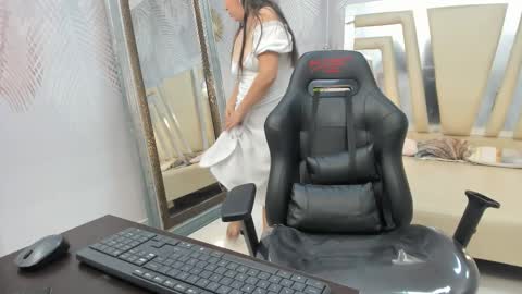 Snapshot of caamii_sweett chatting on 02-22-26, 07:34 Camii Sweet online show from 02-22-26, 07:34