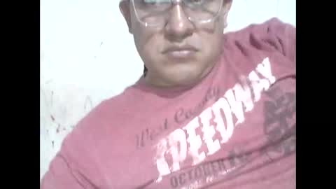 Snapshot of cachito83915 chatting on 02-17-26, 05:26 Cachudosexy online show from 02-17-26, 05:26