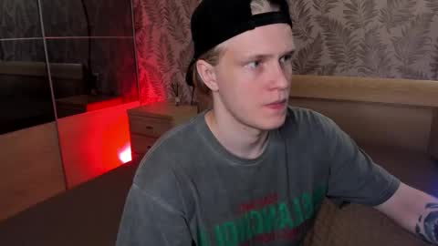 Snapshot of cactusjames_69 chatting on 09-16-25, 12:44 James online show from 09-16-25, 12:44