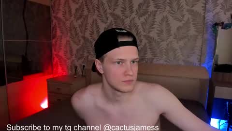 Snapshot of cactusjames_69 chatting on 10-09-25, 10:35 James online show from 10-09-25, 10:35