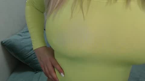 Snapshot of cadence_lux chatting on 03-01-25, 09:18 cadence_lux online show from 03-01-25, 09:18