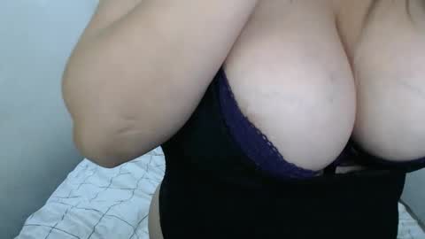 Snapshot of cadence_lux chatting on 09-26-25, 08:51 cadence_lux online show from 09-26-25, 08:51