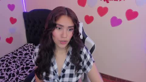 Snapshot of caelisse_cb chatting on 04-26-26, 04:15 caelisse_cb online show from 04-26-26, 04:15