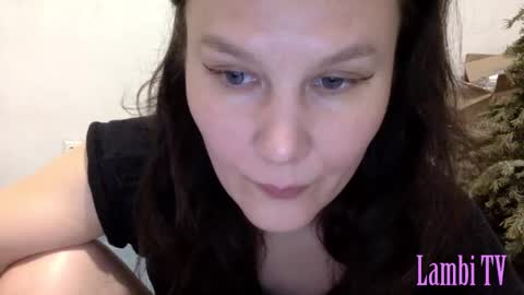 Snapshot of caffeinated_lamb chatting on 01-04-25, 07:23 Lamb online show from 01-04-25, 07:23