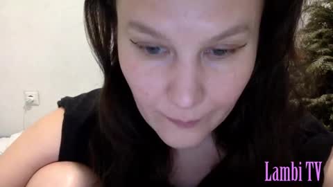 Snapshot of caffeinated_lamb chatting on 01-07-25, 07:17 Lamb online show from 01-07-25, 07:17