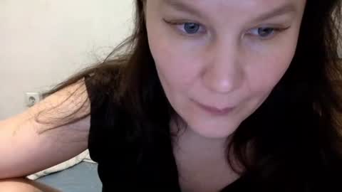 Snapshot of caffeinated_lamb chatting on 11-28-25, 07:05 Lamb online show from 11-28-25, 07:05