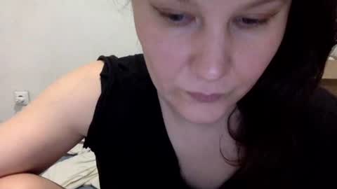 Snapshot of caffeinated_lamb chatting on 12-04-25, 07:00 Lamb online show from 12-04-25, 07:00