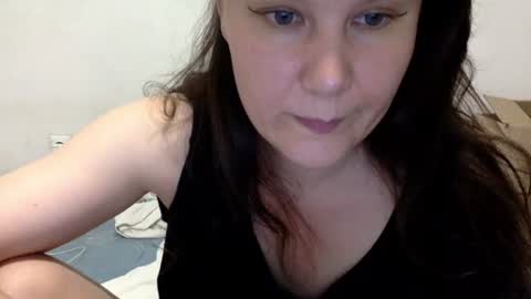 Snapshot of caffeinated_lamb chatting on 08-09-26, 05:51 Lamb online show from 08-09-26, 05:51