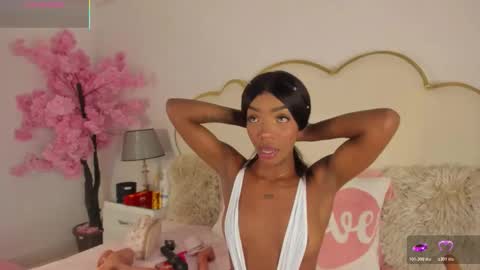 Snapshot of cahitlinbel chatting on 11-08-25, 05:51 Cahitlin online show from 11-08-25, 05:51