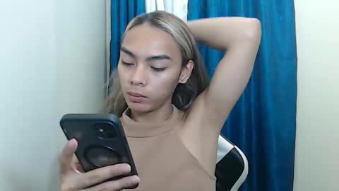 Snapshot of caitessa_bellemoir chatting on 03-22-26, 08:45 caitessa_bellemoir online show from 03-22-26, 08:45