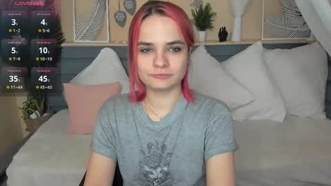 Gina online show from 04-12-26, 10:42