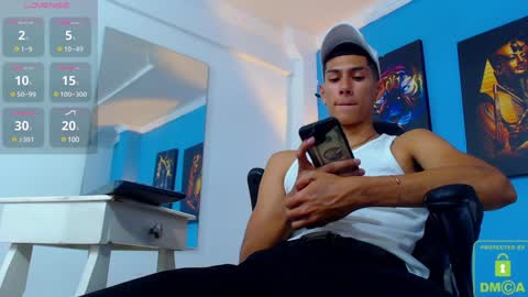 Snapshot of calavalerio chatting on 12-06-24, 08:29 Valerio online show from 12-06-24, 08:29