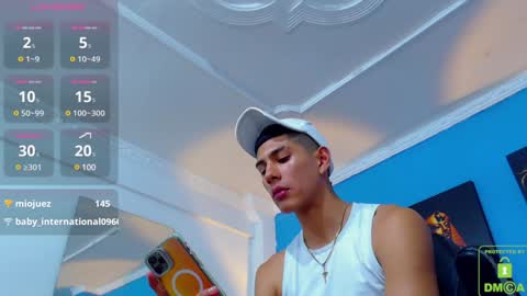 Snapshot of calavalerio chatting on 01-10-25, 11:08 Valerio online show from 01-10-25, 11:08