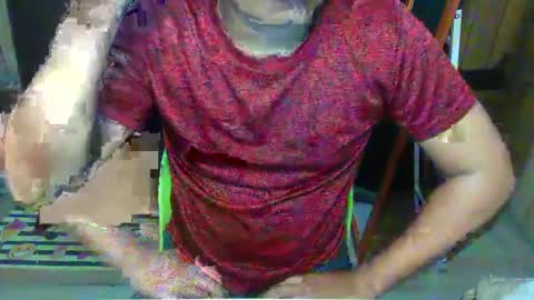 Snapshot of calborte1996 chatting on 12-08-24, 12:52 Cal online show from 12-08-24, 12:52