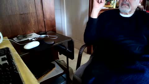 Snapshot of cali1962 chatting on 02-16-25, 06:43 Cal online show from 02-16-25, 06:43