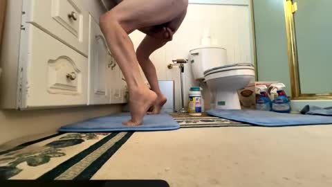 Snapshot of cali1962 chatting on 09-15-25, 07:47 Cal online show from 09-15-25, 07:47