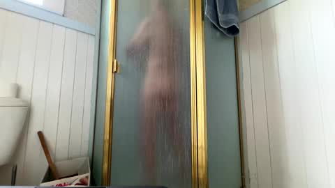 Snapshot of cali1962 chatting on 09-20-25, 07:48 Cal online show from 09-20-25, 07:48