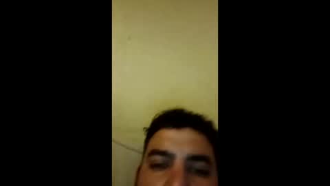 caliboy01990872 online show from 04-11-26, 12:09