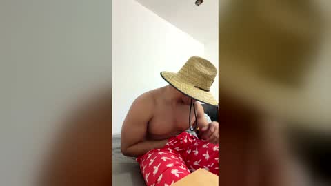 Snapshot of caliente539763 chatting on 03-25-26, 03:12 caliente539763 online show from 03-25-26, 03:12