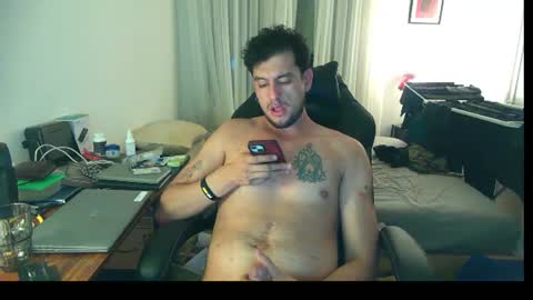 calientecalientee online show from 08-02-26, 10:52