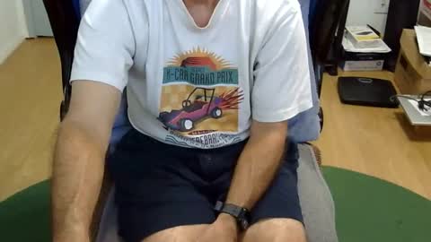 Snapshot of califun4u chatting on 10-28-25, 11:51 califun4u online show from 10-28-25, 11:51