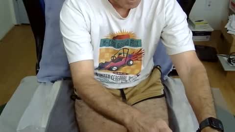 Snapshot of califun4u chatting on 02-01-26, 05:44 califun4u online show from 02-01-26, 05:44