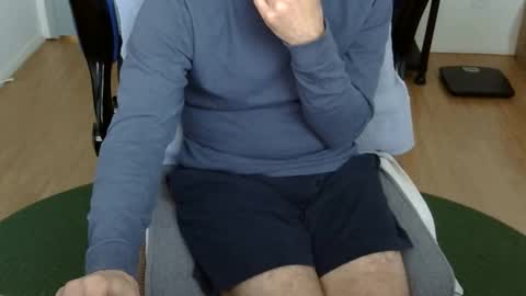 Snapshot of califun4u chatting on 02-21-26, 01:06 califun4u online show from 02-21-26, 01:06