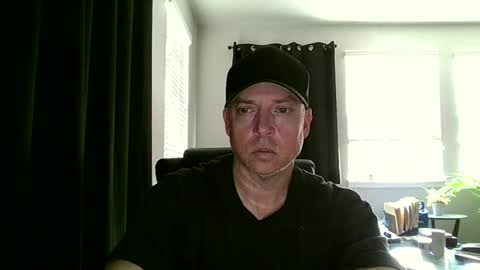 Snapshot of caligrown1154 chatting on 07-12-26, 04:09 caligrown1154 online show from 07-12-26, 04:09