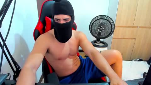 Snapshot of calihotcaliente27 chatting on 12-07-24, 07:32 calihotcaliente27 online show from 12-07-24, 07:32