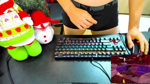 Snapshot of calihotcaliente27 chatting on 12-31-24, 04:35 calihotcaliente27 online show from 12-31-24, 04:35