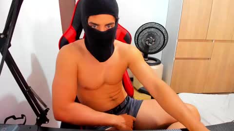 Snapshot of calihotcaliente27 chatting on 03-11-25, 06:30 calihotcaliente27 online show from 03-11-25, 06:30