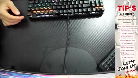 Snapshot of calihotcaliente27 chatting on 09-19-25, 11:00 calihotcaliente27 online show from 09-19-25, 11:00