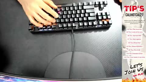 Snapshot of calihotcaliente27 chatting on 10-04-25, 11:19 calihotcaliente27 online show from 10-04-25, 11:19