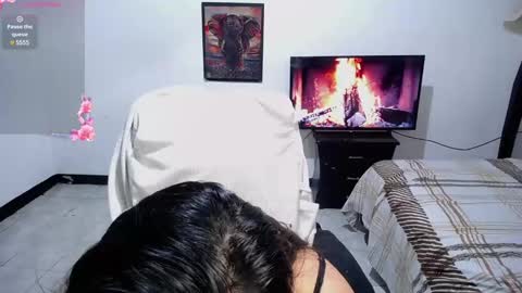 Snapshot of caliope_goddess1 chatting on 01-21-25, 06:34 caliope_goddess1 online show from 01-21-25, 06:34