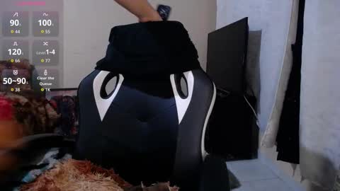 Snapshot of caliope_goddess1 chatting on 11-11-25, 09:53 caliope_goddess1 online show from 11-11-25, 09:53