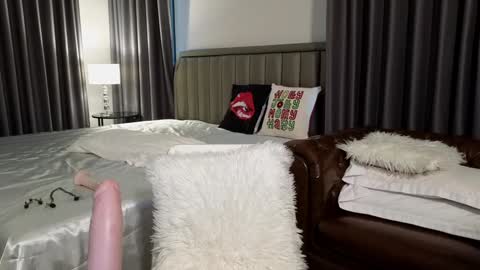 Call Me Linda online show from 01-26-25, 09:08