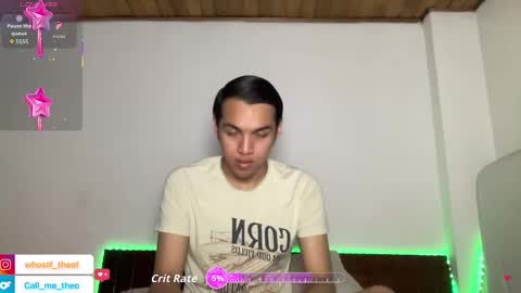 Snapshot of call_me_theo chatting on 09-23-25, 12:19 Mateo online show from 09-23-25, 12:19