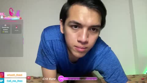 Snapshot of call_me_theo chatting on 10-01-25, 03:07 Mateo online show from 10-01-25, 03:07