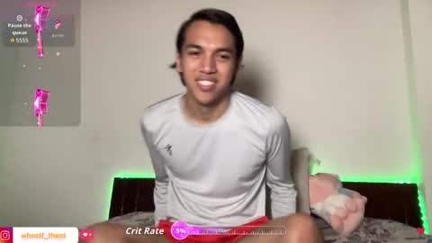 Snapshot of call_me_theo chatting on 11-13-25, 01:10 Mateo online show from 11-13-25, 01:10