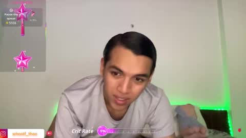 Snapshot of call_me_theo chatting on 11-30-25, 10:08 Mateo online show from 11-30-25, 10:08