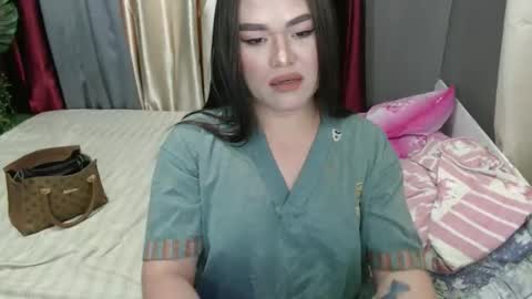 Snapshot of callme_mama chatting on 09-28-25, 06:19 Althea online show from 09-28-25, 06:19