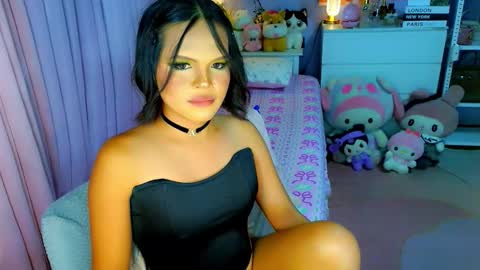 Snapshot of callme_mia chatting on 02-01-26, 05:00 Mia online show from 02-01-26, 05:00