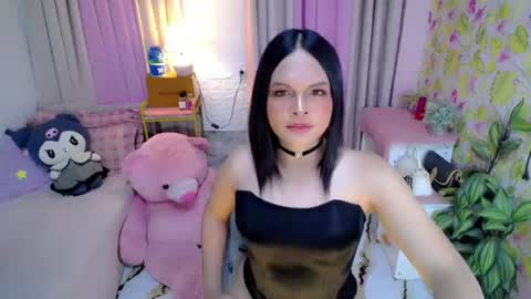 Snapshot of callme_mia chatting on 07-12-26, 02:57 Mia online show from 07-12-26, 02:57