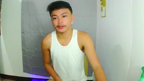 Snapshot of callmebabyceejay_ chatting on 05-19-26, 11:38 Ceejay online show from 05-19-26, 11:38