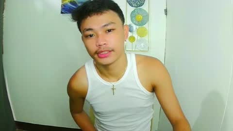 Snapshot of callmebabyceejay_ chatting on 05-21-26, 11:06 Ceejay online show from 05-21-26, 11:06