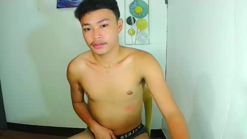 Snapshot of callmebabyceejay_ chatting on 05-28-26, 08:06 Ceejay online show from 05-28-26, 08:06