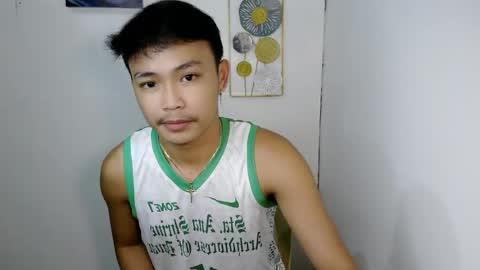 Snapshot of callmebabyceejay_ chatting on 06-04-26, 02:01 Ceejay online show from 06-04-26, 02:01