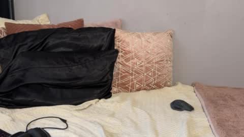 Snapshot of calvin_tanner chatting on 10-09-25, 06:28 calvin_tanner online show from 10-09-25, 06:28