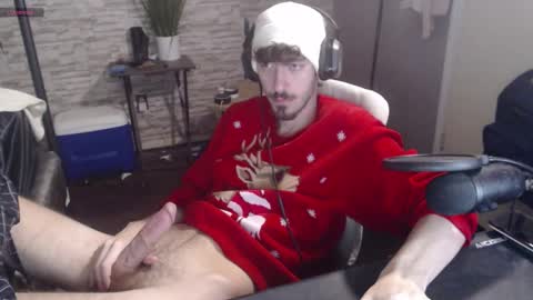 Snapshot of calvin_tanner chatting on 12-18-25, 03:01 calvin_tanner online show from 12-18-25, 03:01