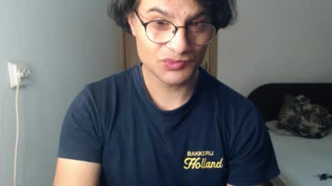 Snapshot of calvinjohnlad chatting on 02-14-26, 02:30 Calvinjohnlad online show from 02-14-26, 02:30